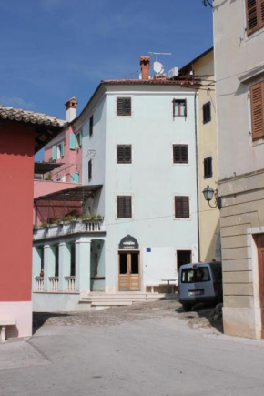Apartments and rooms with WiFi Oprtalj, Central Istria - Sredisnja Istra - 7081
